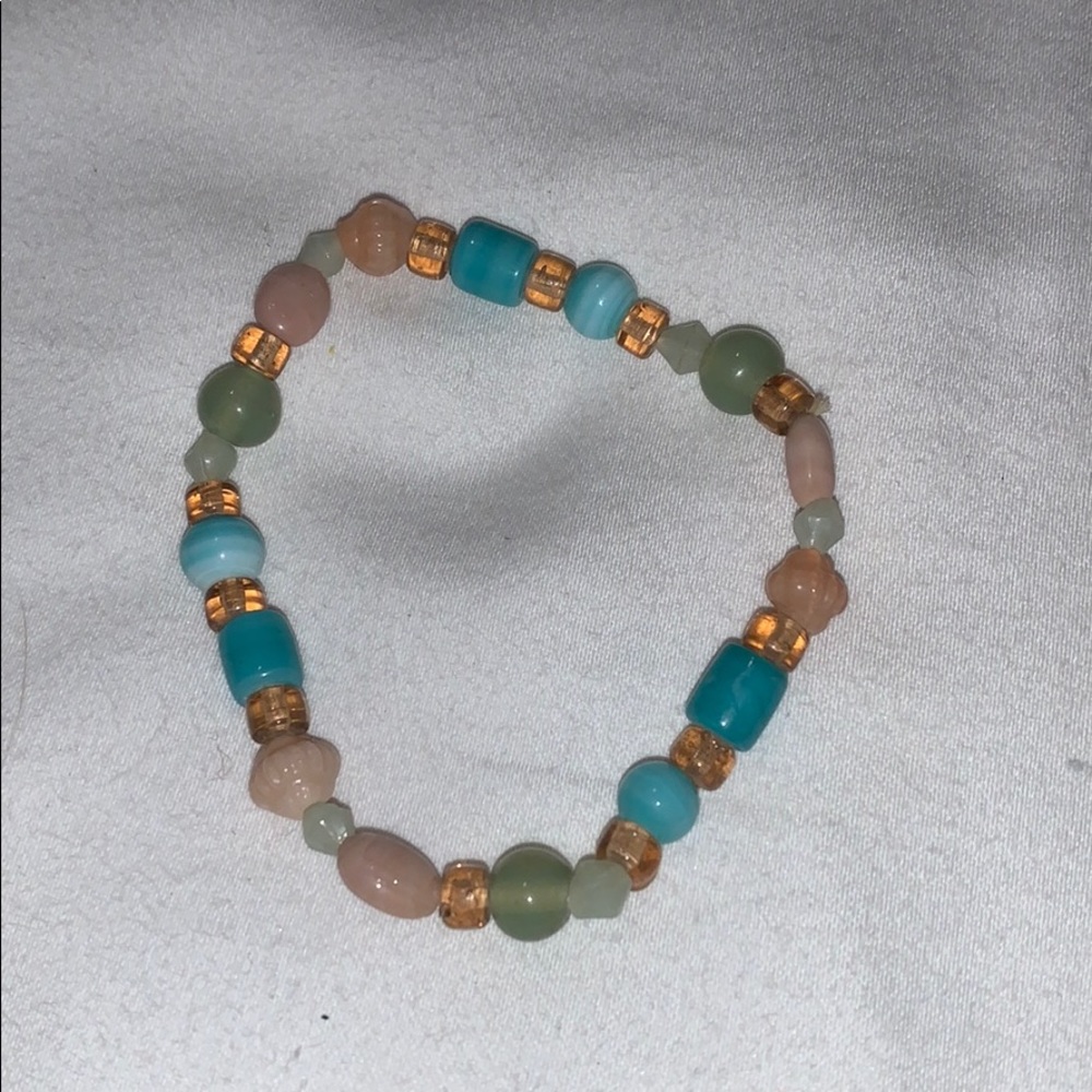 Hand beaded bracelet!!